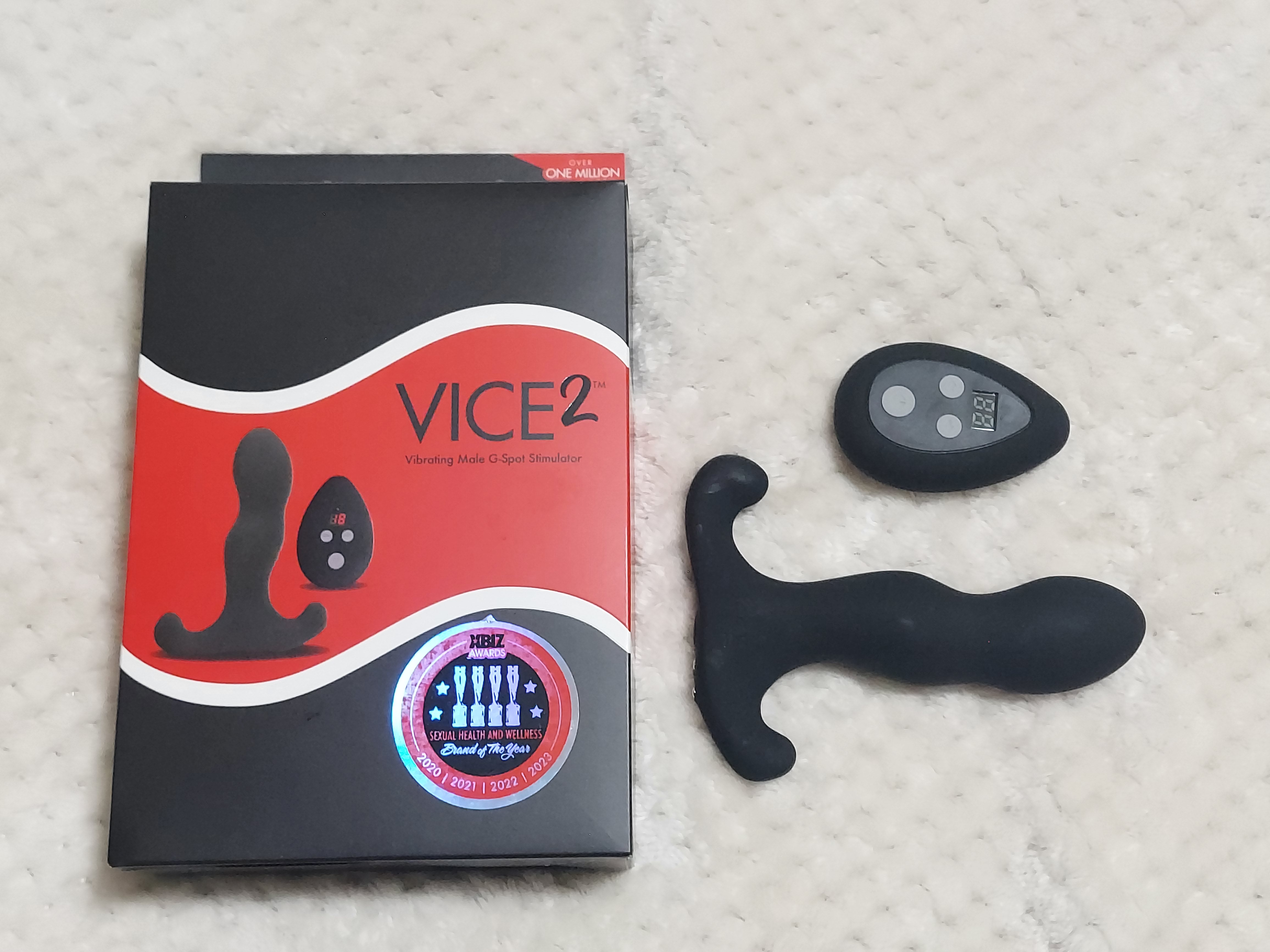 Aneros Vice 2 has classy black and red packaging