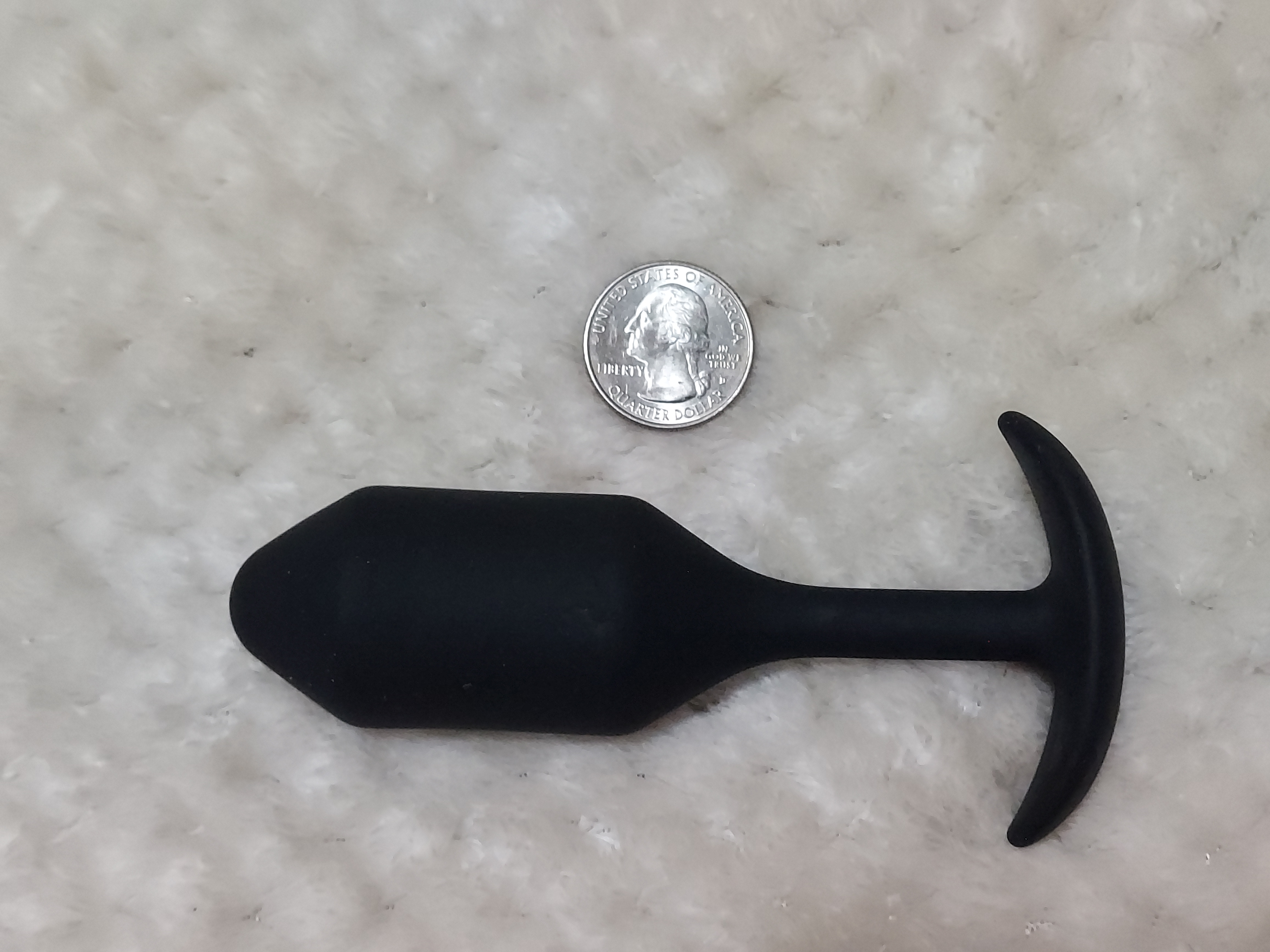 B-vibe snug plug 2 size compared to quarter in review