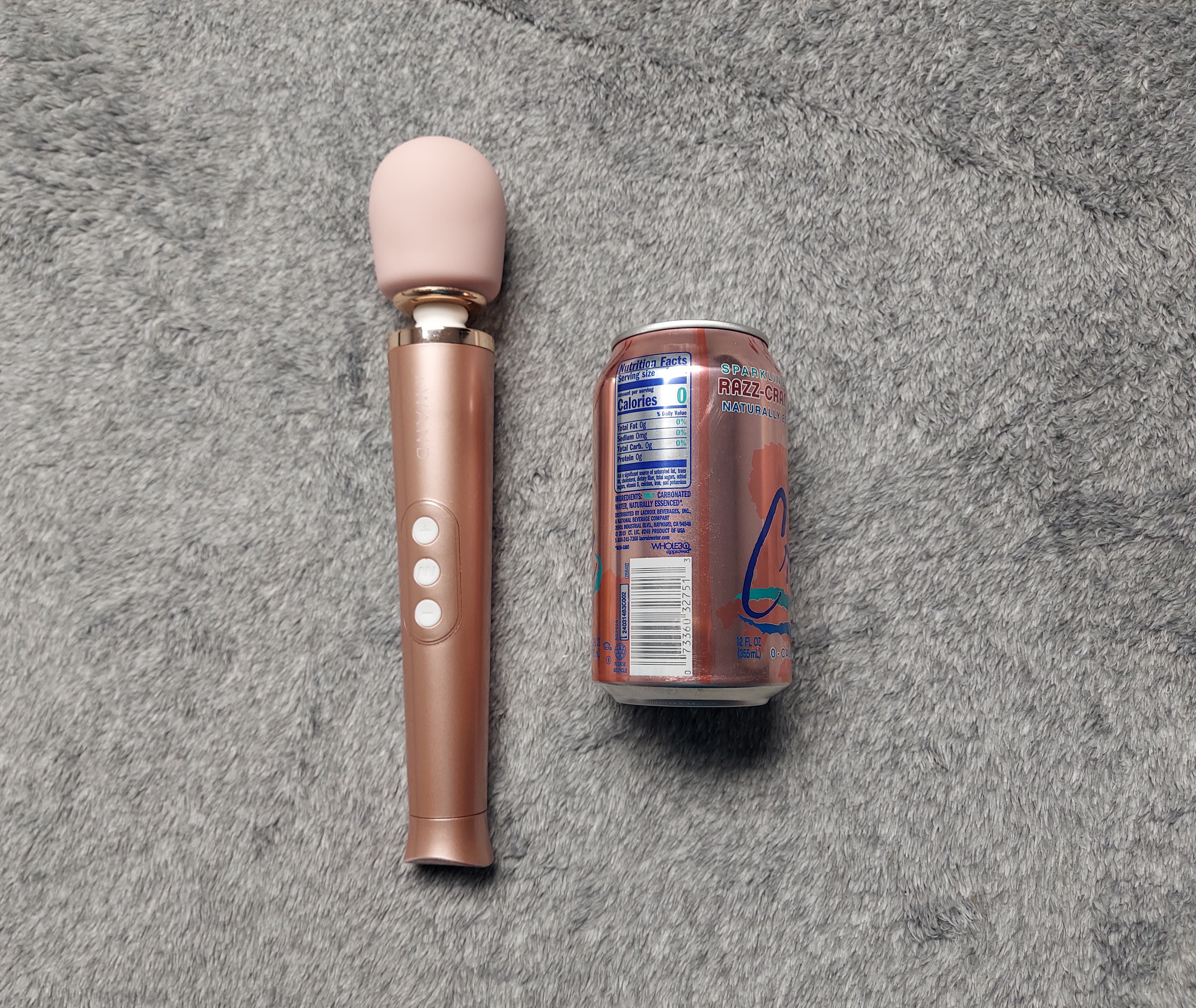 Le Wand Petite wand vibrator