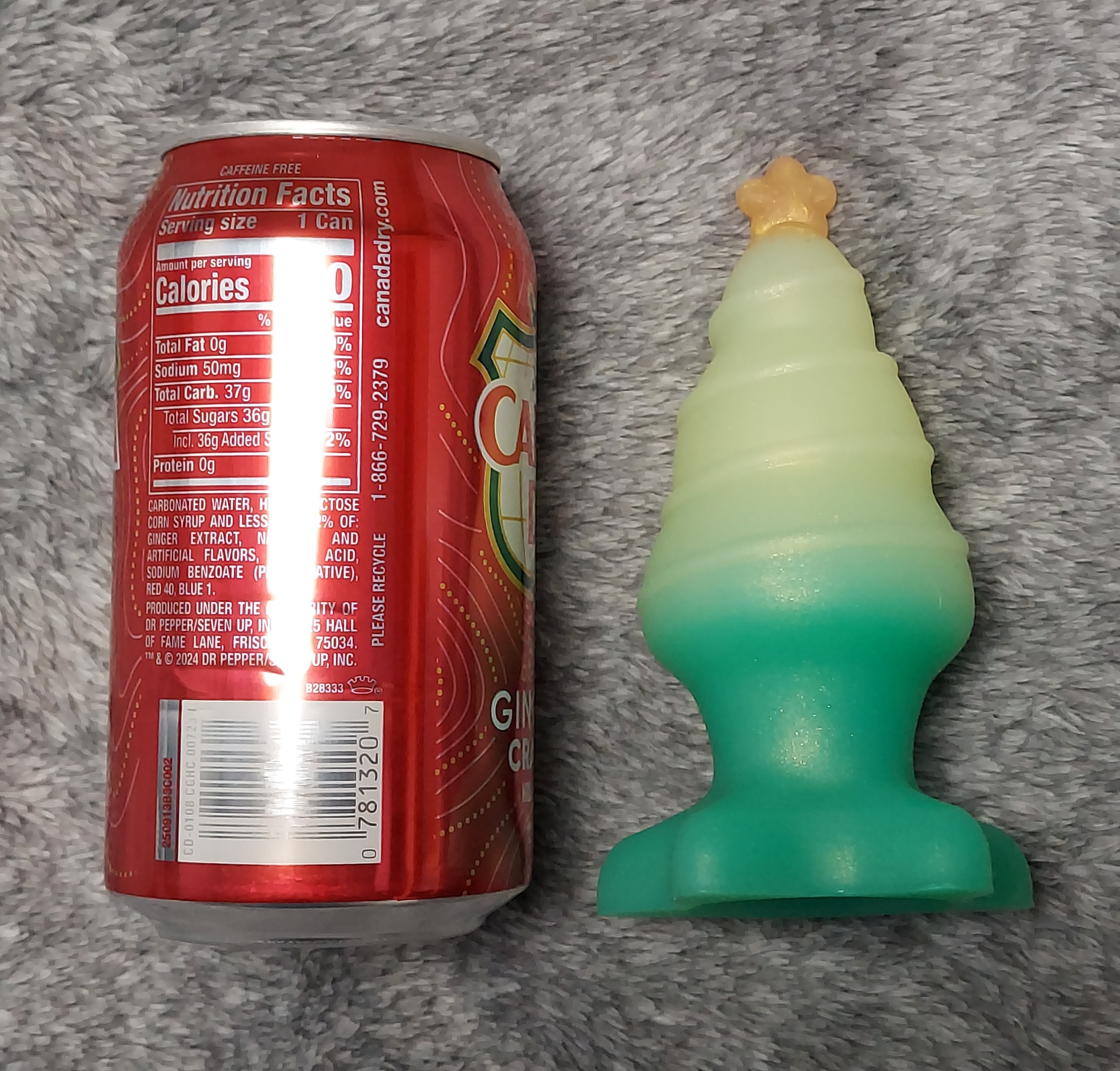 Nothosaur Jolly festive tree plug